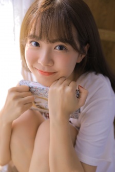 我学生的妈妈2中韩双字策驰视频